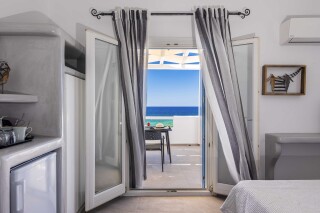 honeymoon suite tania milos room with sea view
